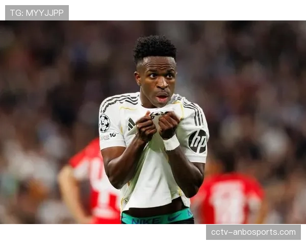 皇马2-1本菲卡总比分3-1晋级16强，维尼修斯绝杀巴尔韦德助攻双响